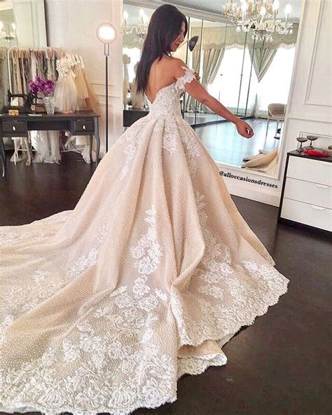 snapchat wedding dress.